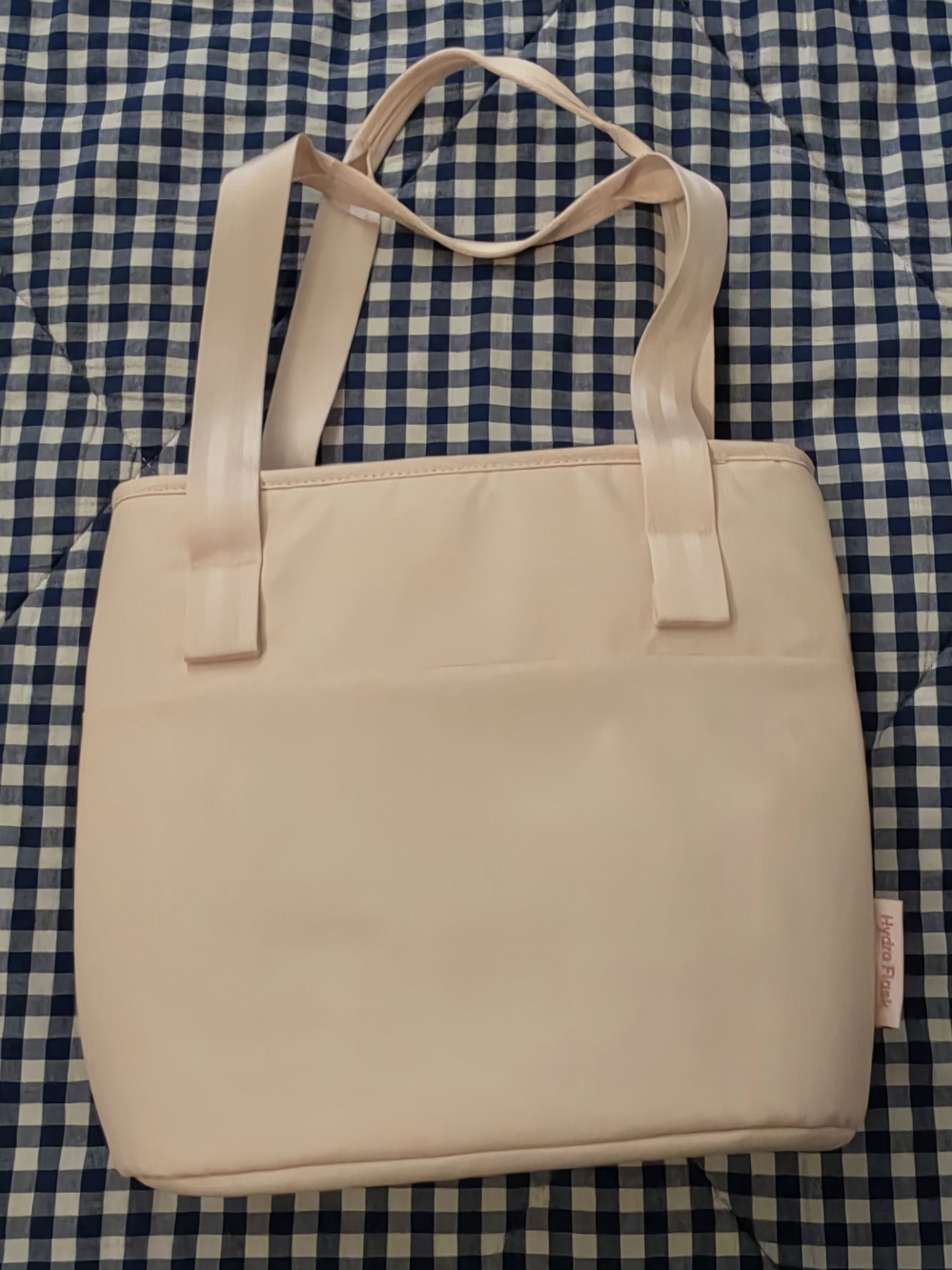Hydro Flask Pale Pink Lunch Tote - Picture 2 of 4
